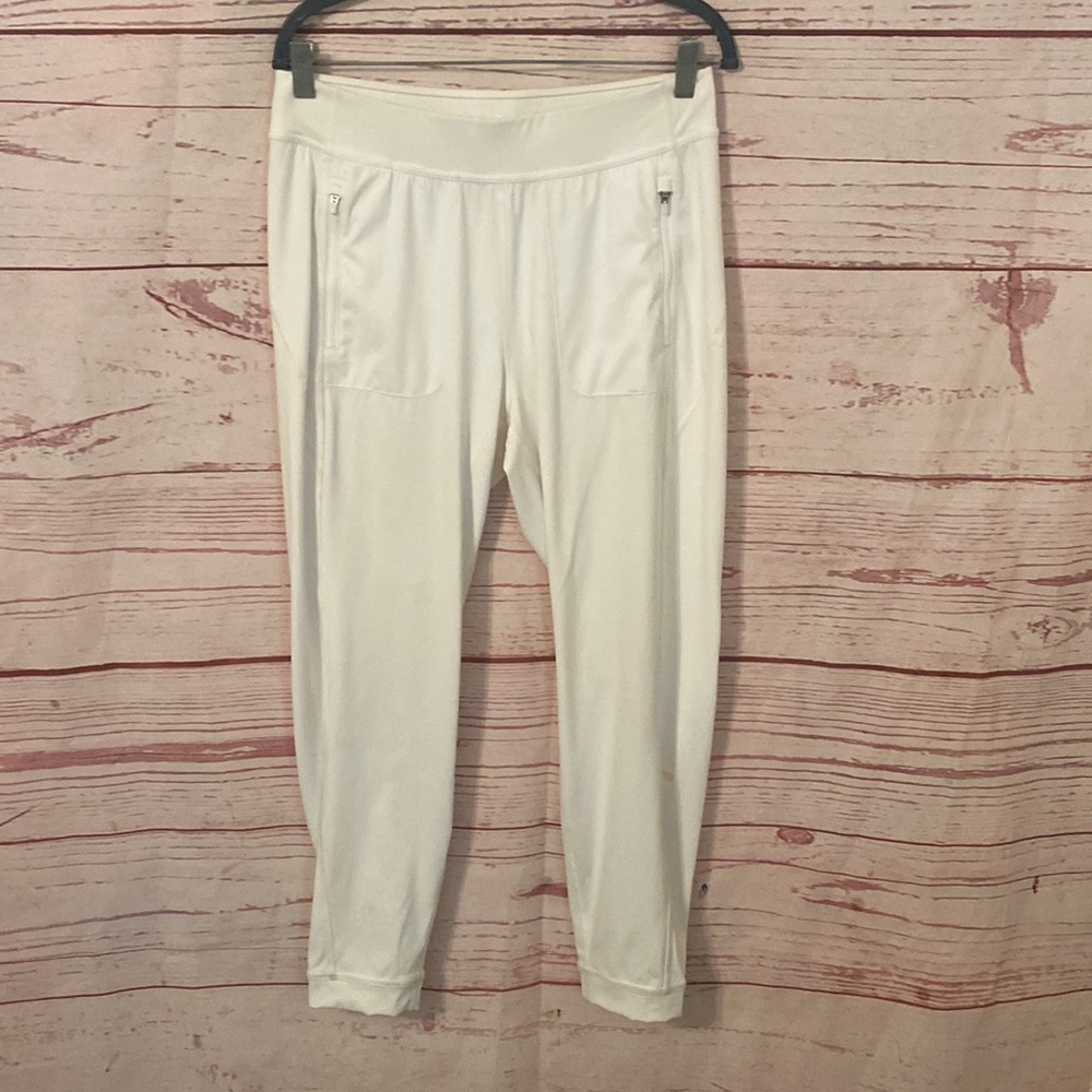 Athleta Pure White Courtside trousers